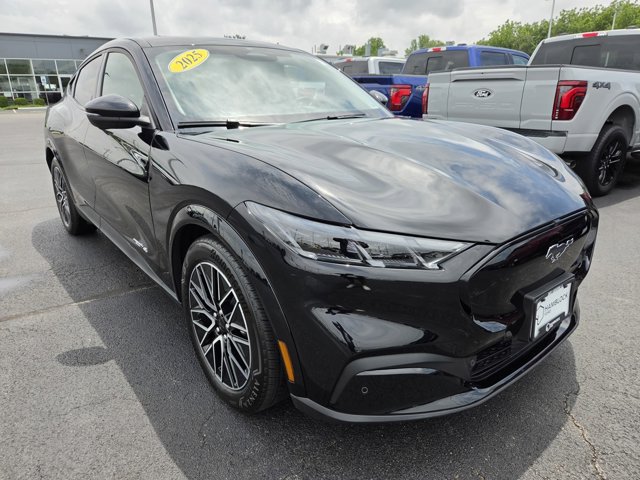Certified 2025 Ford Mustang Mach-E Premium AWD/4WD image 2