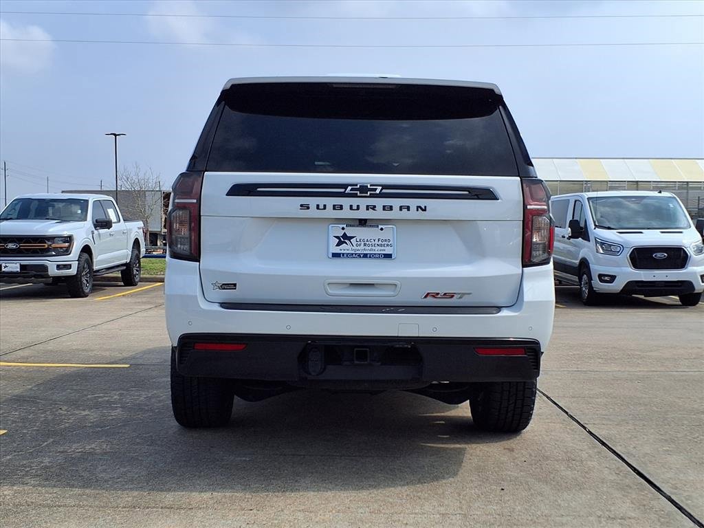 Used 2024 Chevrolet Suburban RST image 6