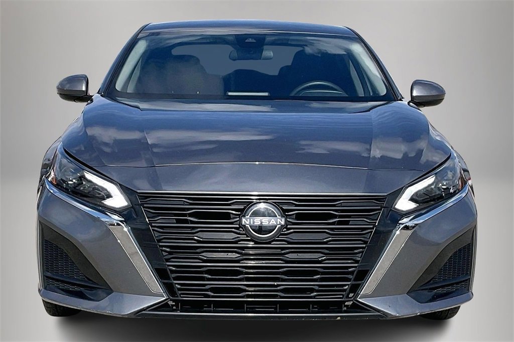 Used 2023 Nissan Altima 2.5 SV image 6
