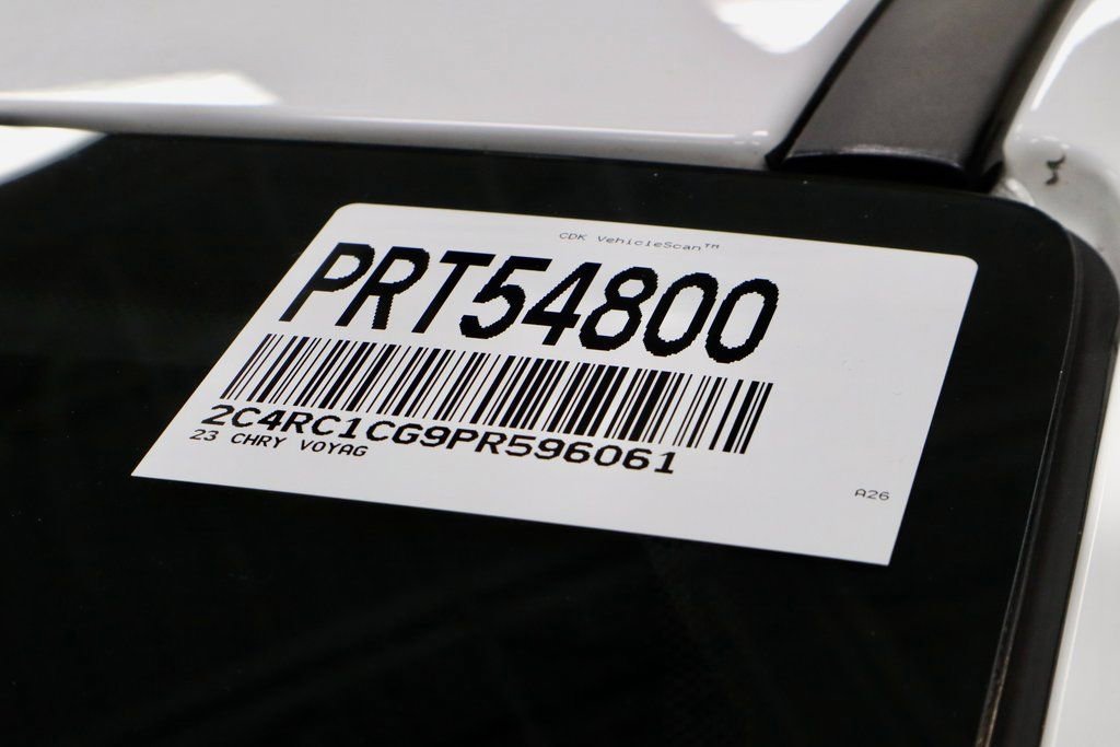 Used 2023 Chrysler Voyager LX image 37