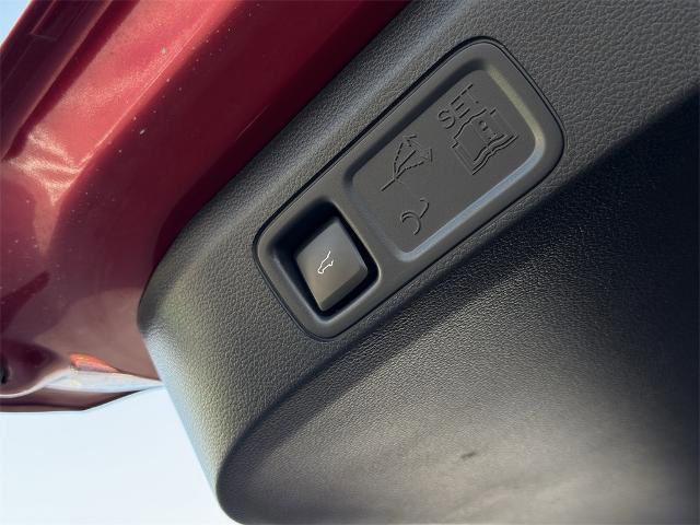 Certified 2022 Ford Expedition XLT image 10