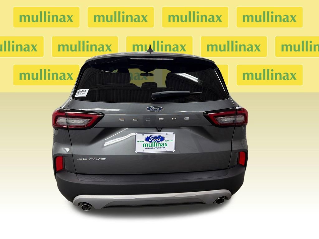 Certified 2025 Ford Escape Active FWD image 6