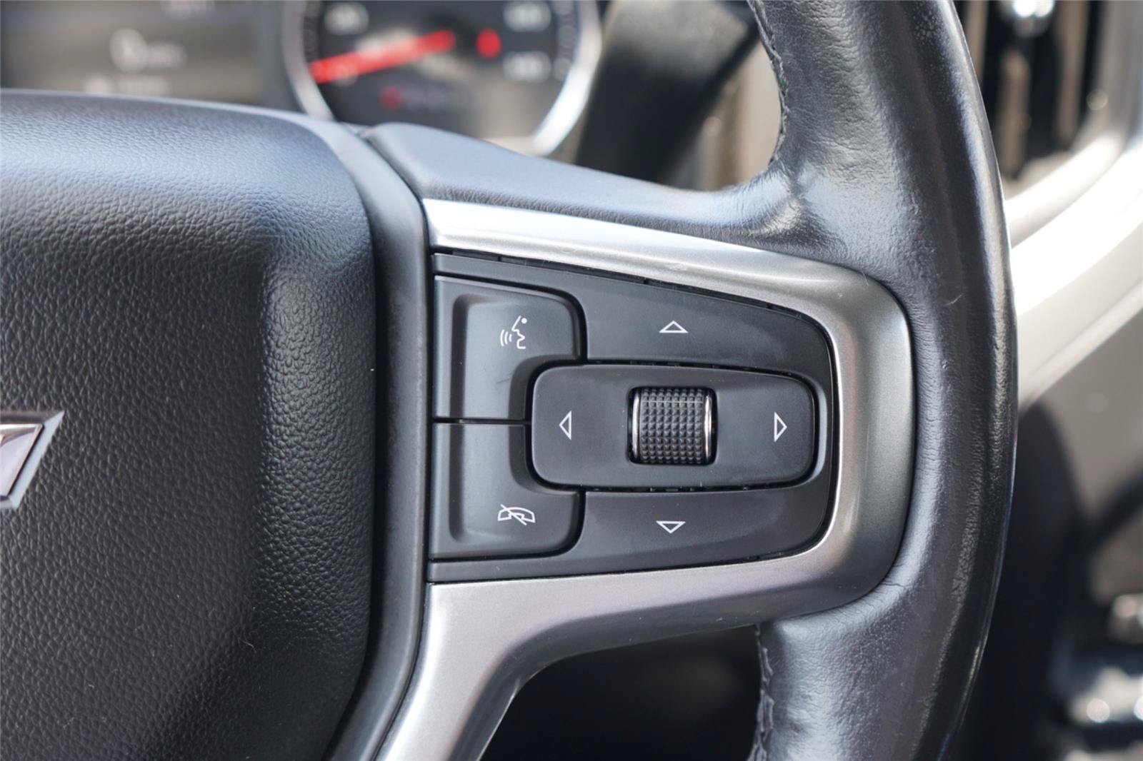 Used 2021 Chevrolet Silverado 1500 LTZ RWD image 15