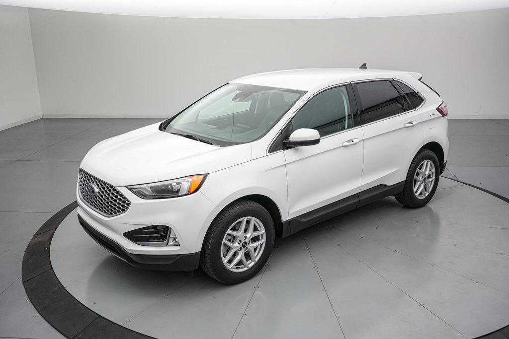 Certified 2023 Ford Edge SEL w/ Convenience Package AWD/4WD image 8