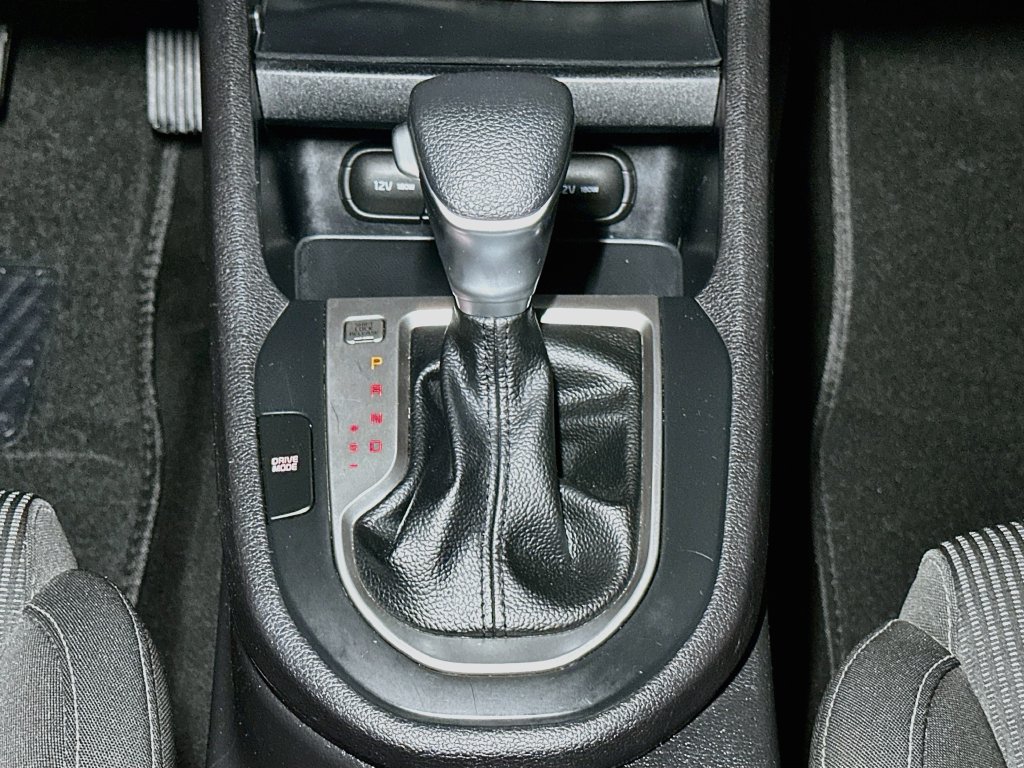 Used 2021 Kia Forte LXS FWD image 17