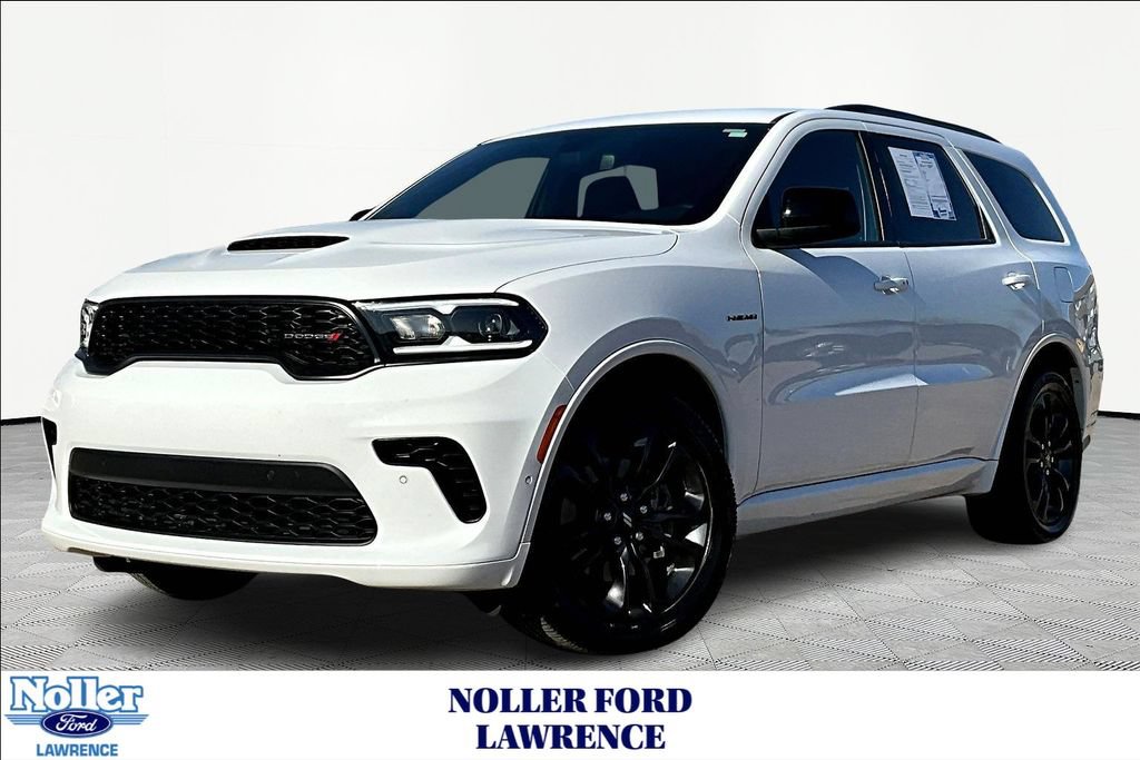 Used 2024 Dodge Durango R/T w/ Blacktop Package AWD/4WD image 1