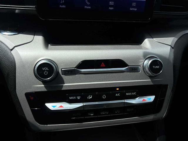 Certified 2023 Ford Explorer XLT image 23