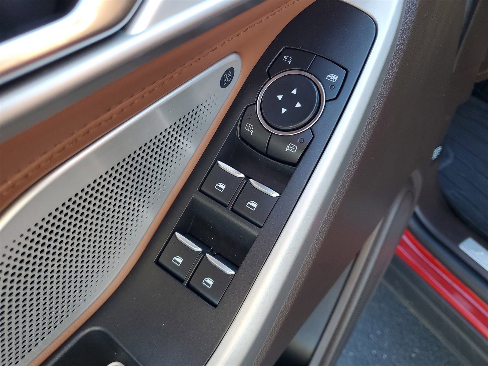 Certified 2022 Ford Explorer King Ranch image 16