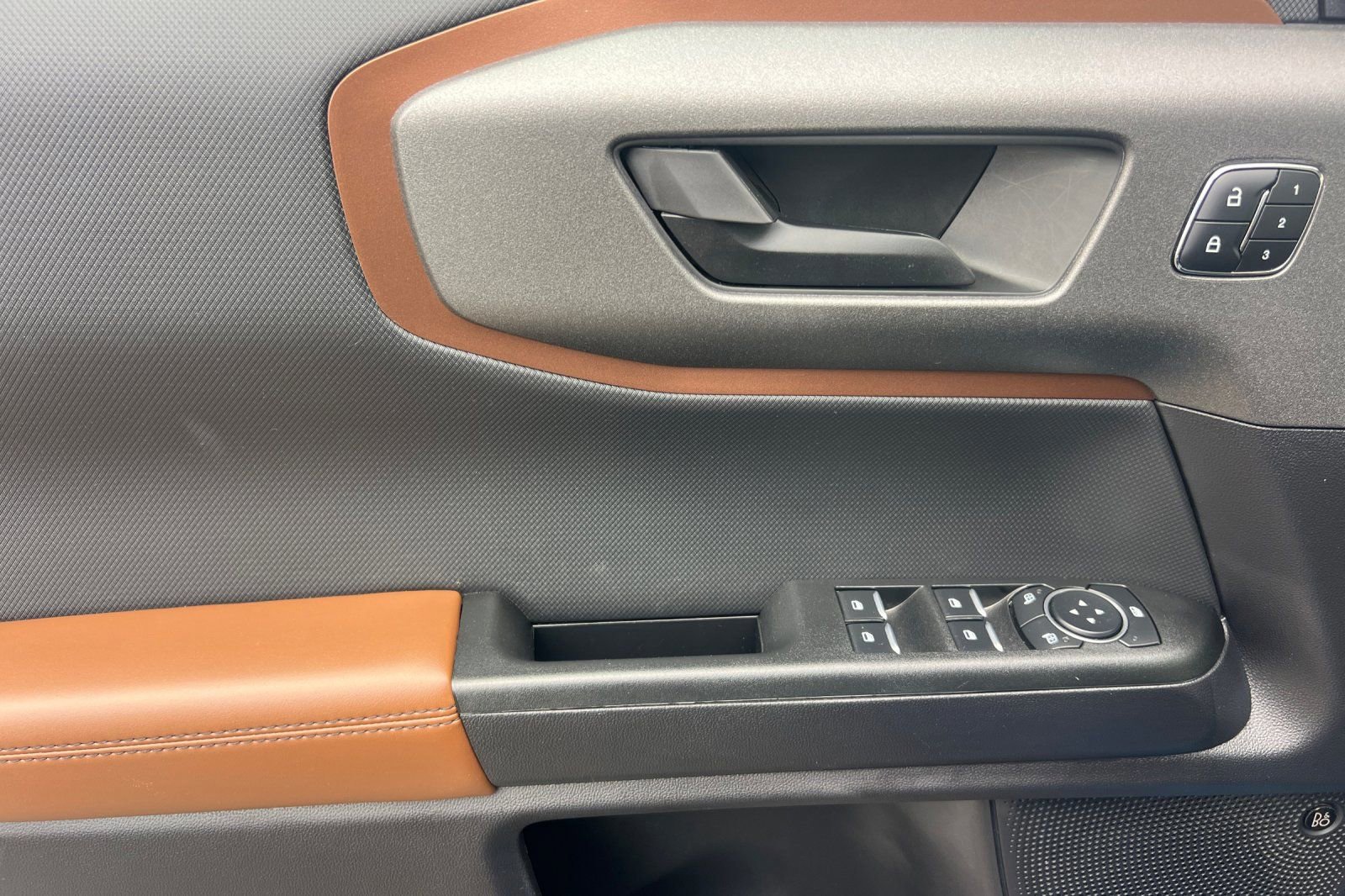 Certified 2025 Ford Bronco Sport Outer Banks w/ Outer Banks Tech Package+ image 12