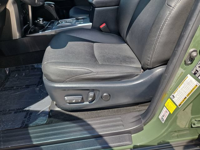 Used 2022 Toyota 4Runner TRD Sport AWD/4WD image 25