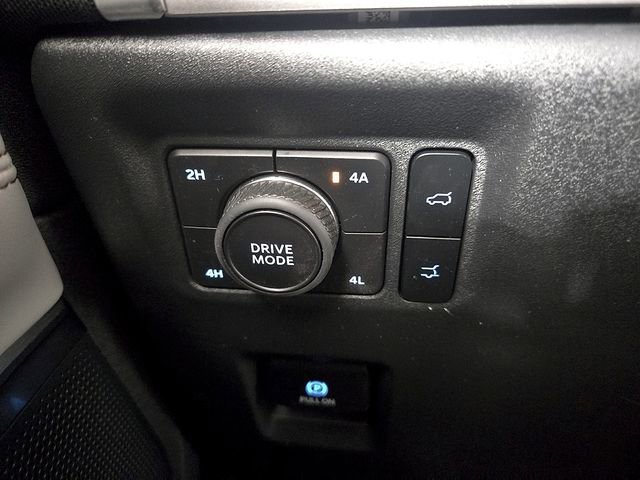 Certified 2025 Ford Expedition Active AWD/4WD image 26