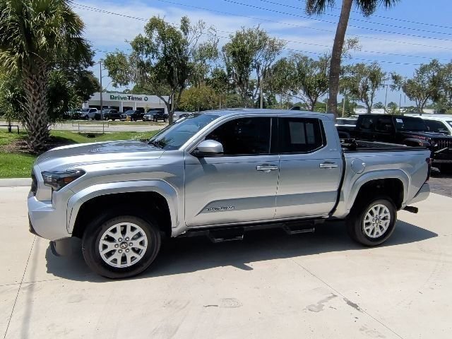 Used 2024 Toyota Tacoma SR5 RWD image 11