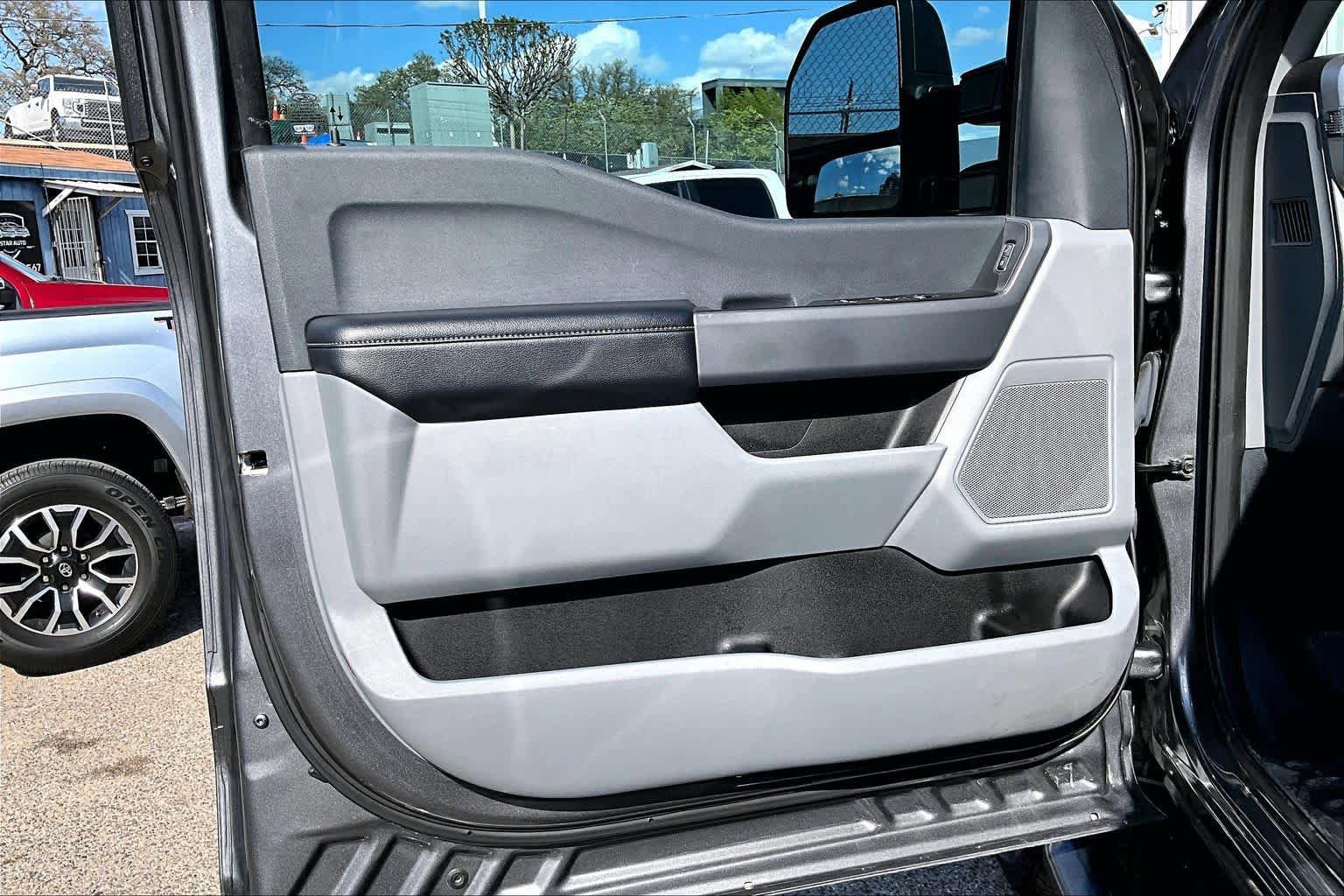 Certified 2024 Ford F250 XL w/ STX Appearance Package AWD/4WD image 23