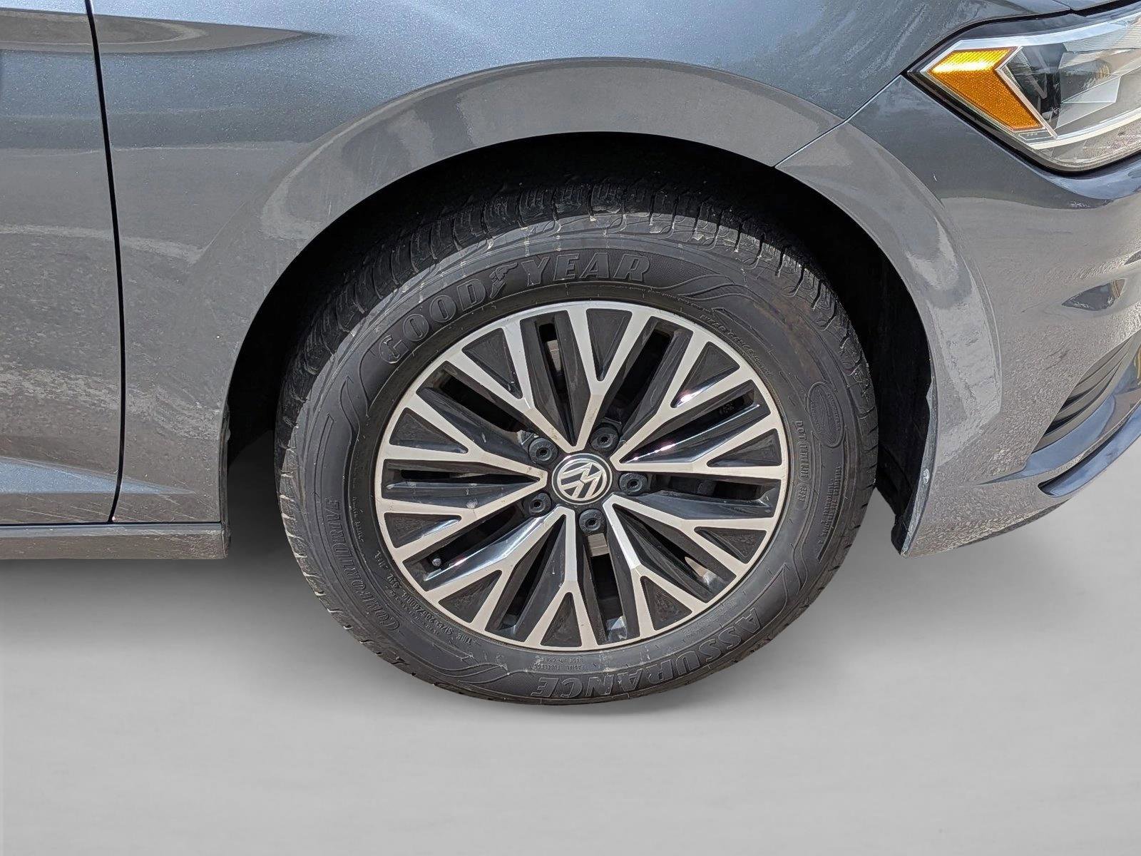 Used 2020 Volkswagen Jetta SE w/ SE Cold Weather Package FWD image 8
