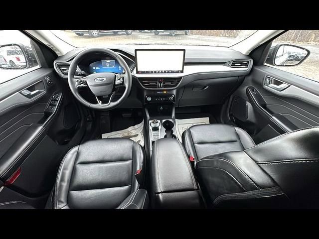 Certified 2023 Ford Escape Platinum AWD/4WD image 12