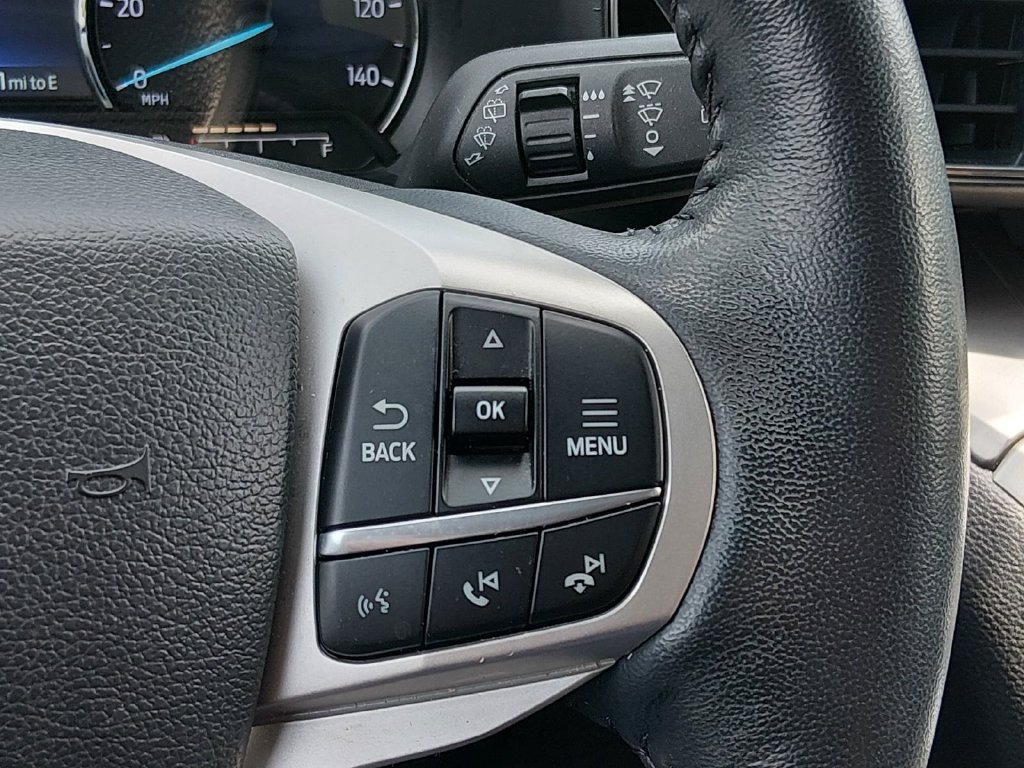 Certified 2023 Ford Explorer XLT w/ Equipment Group 202A RWD image 23