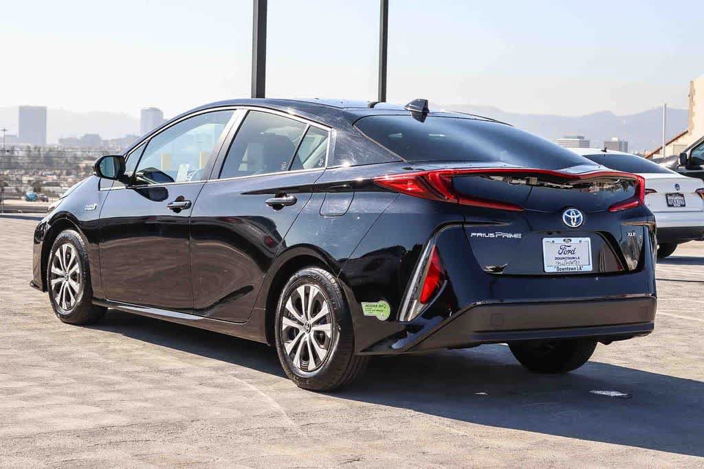 Used 2022 Toyota Prius Prime XLE FWD image 6