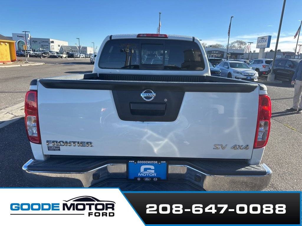 Used 2017 Nissan Frontier SV image 7
