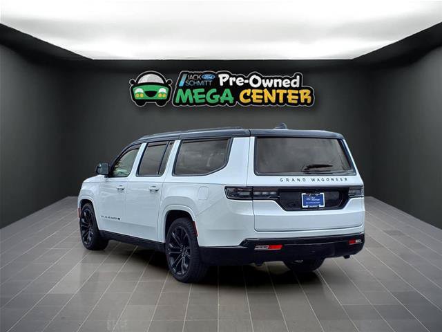 Used 2024 Jeep Grand Wagoneer L Series II w/ Quick Order Packagew 28T AWD/4WD image 4