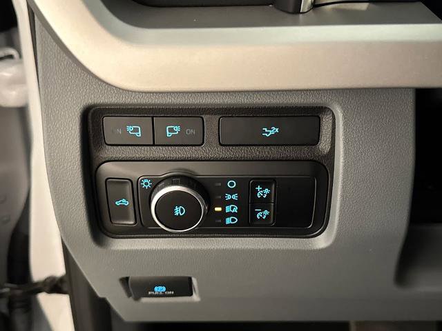 Certified 2024 Ford F250 XLT w/ XLT Premium Package AWD/4WD image 19