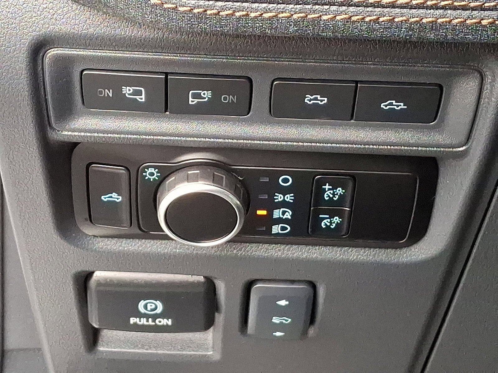 Certified 2024 Ford F150 Lightning Lariat w/ Max Trailer Tow Package image 27