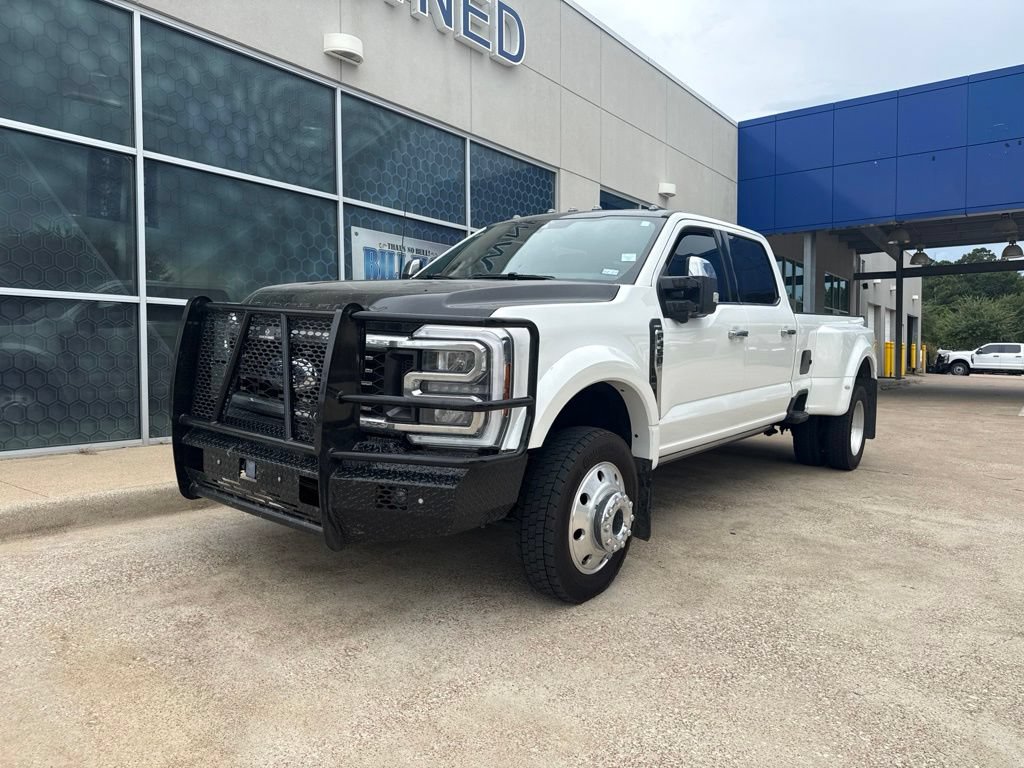 Certified 2025 Ford F450 Lariat w/ Lariat Ultimate Package AWD/4WD image 4