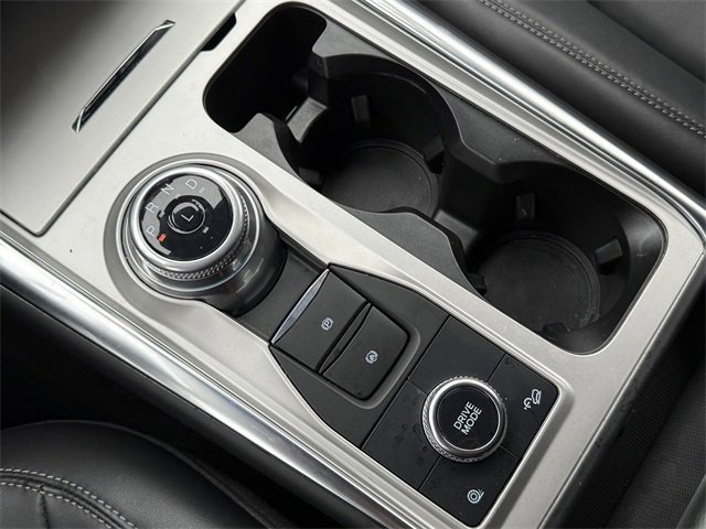 Certified 2022 Ford Explorer XLT w/ Equipment Group 202A image 14