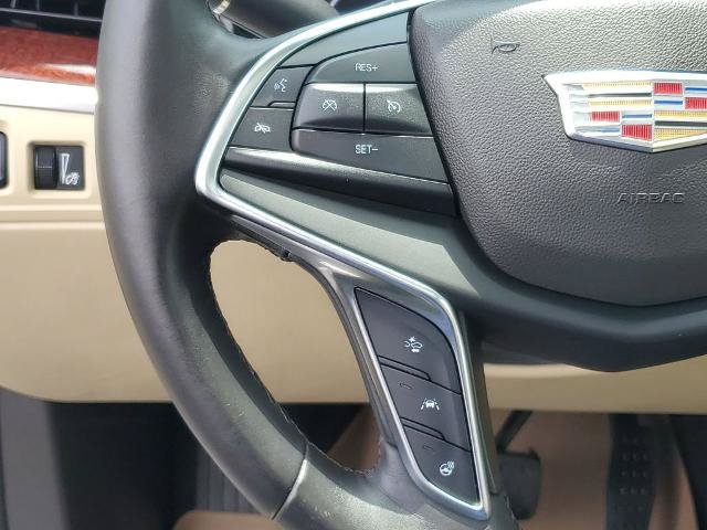 Used 2017 Cadillac XT5 Luxury w/ Driver Awareness Package FWD image 12