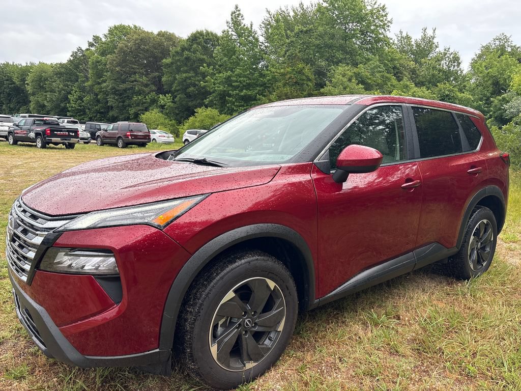 Used 2025 Nissan Rogue SV AWD/4WD image 9