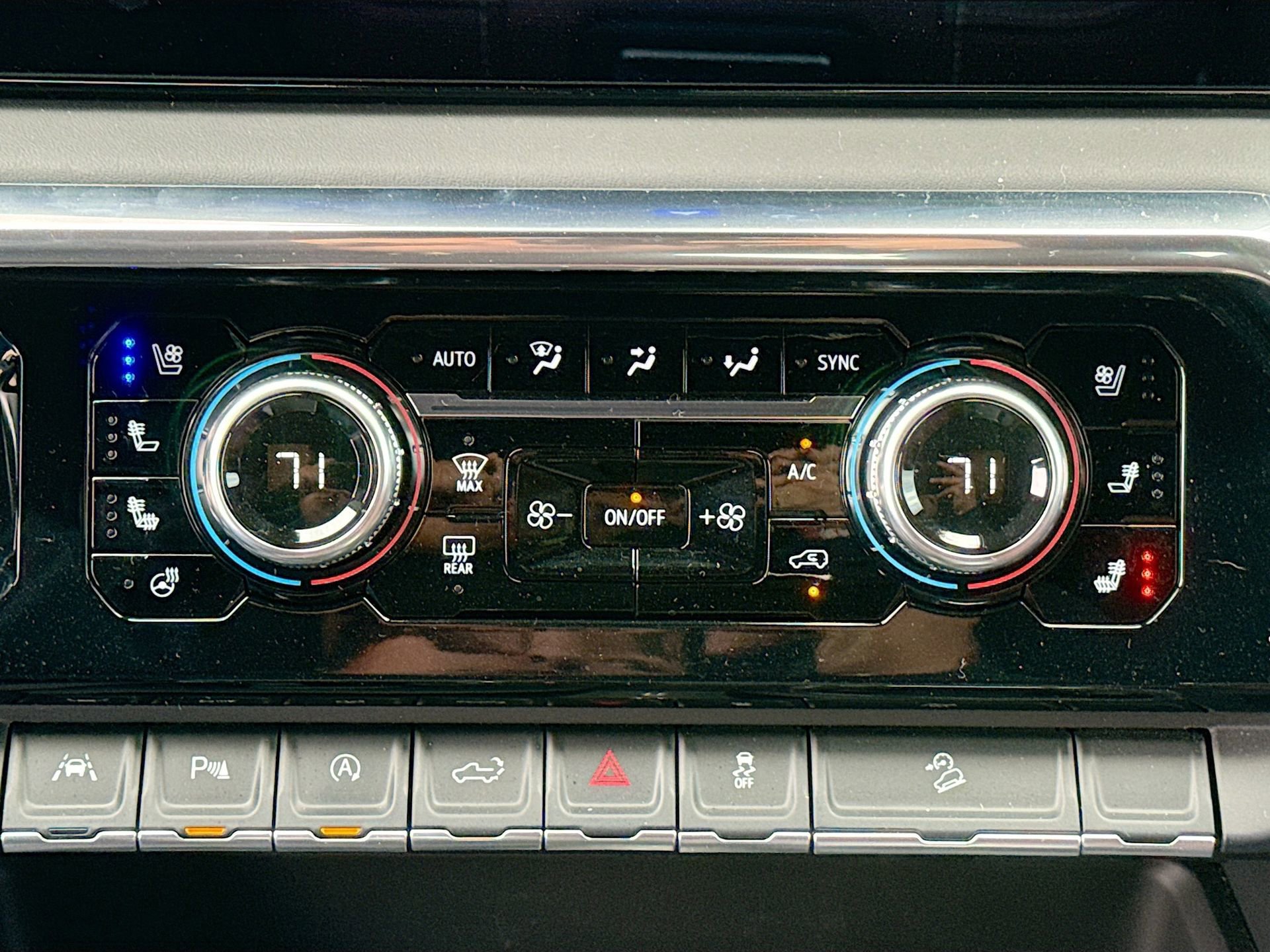 Used 2025 GMC Sierra 1500 Denali Ultimate image 26