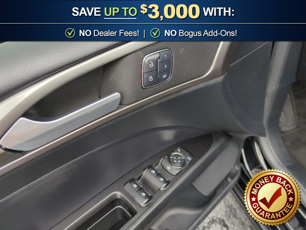 Certified 2017 Ford Fusion SE w/ Fusion SE Technology Package FWD image 16