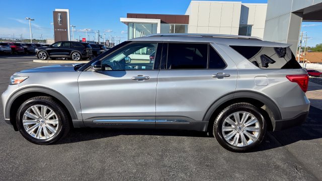 Certified 2023 Ford Explorer Limited w/ Limited Technology Package AWD/4WD image 6
