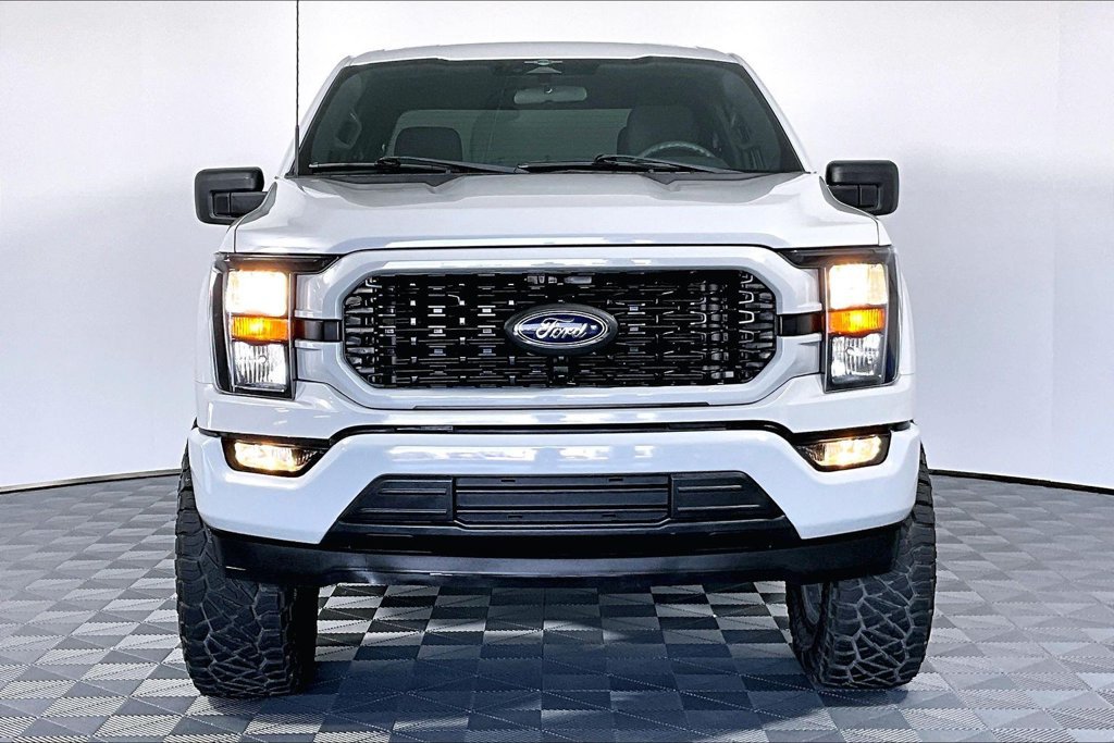 Certified 2023 Ford F150 XL w/ STX Appearance Package RWD image 3