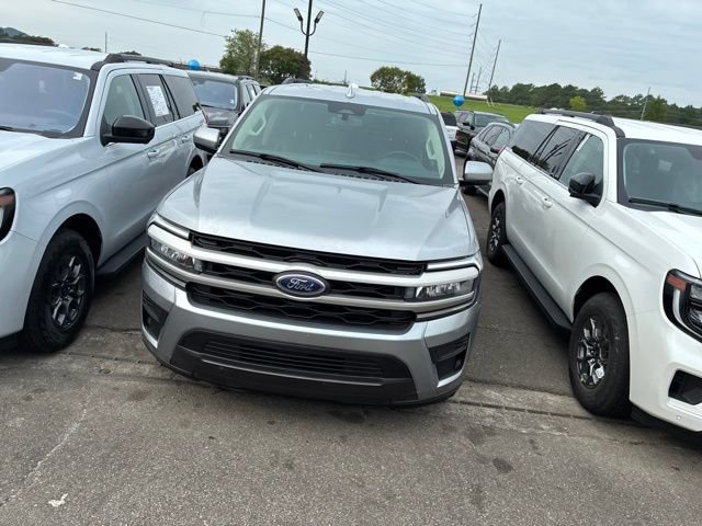 Certified 2024 Ford Expedition XLT AWD/4WD image 4
