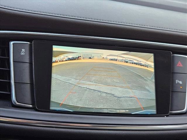 Used 2018 Buick Enclave Essence FWD image 13