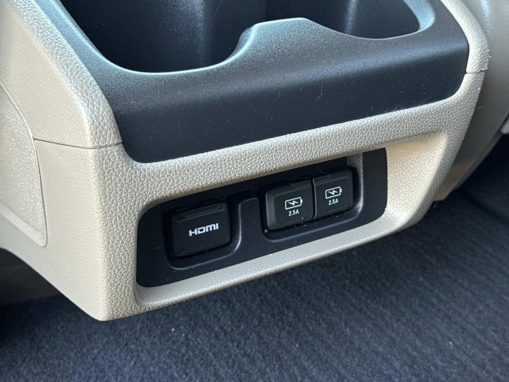 Used 2018 Honda Odyssey Touring image 24
