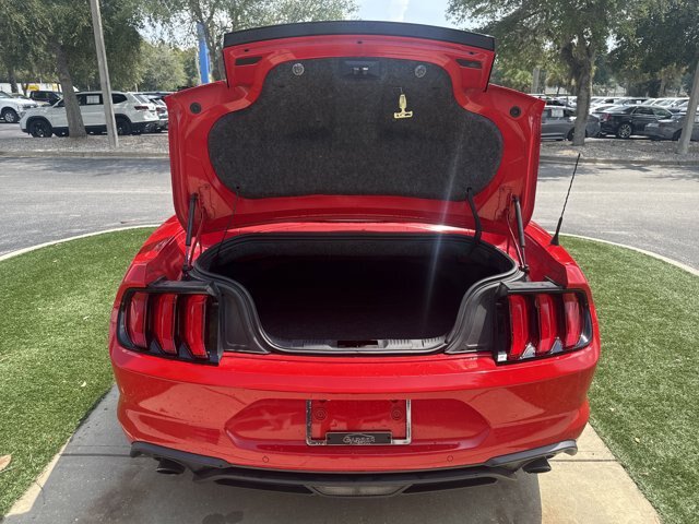 Certified 2018 Ford Mustang Premium RWD image 7