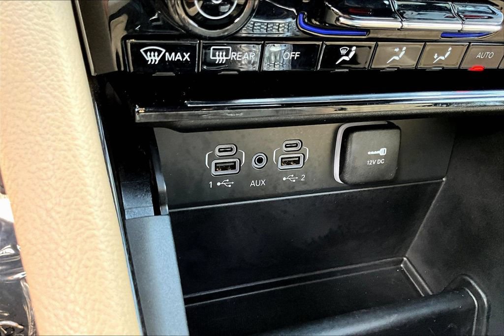 Used 2023 Jeep Grand Cherokee Limited RWD image 18