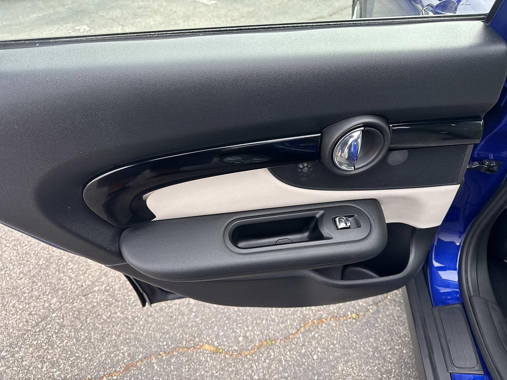 Used 2019 MINI Cooper Clubman S w/ Starlight Blue Edition FWD image 20