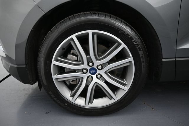 Certified 2022 Ford Edge Titanium AWD/4WD image 9
