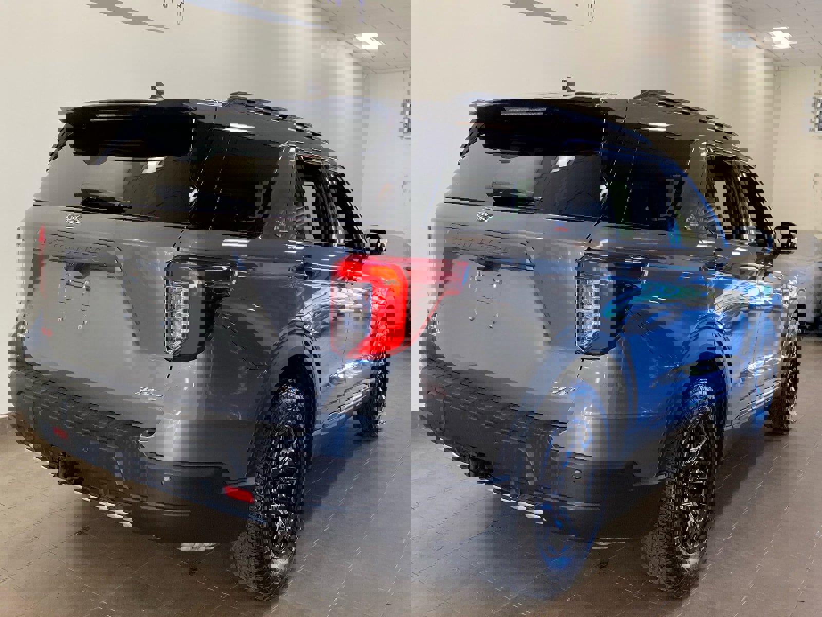 Certified 2023 Ford Explorer Timberline w/ Timberline Technology Package image 8