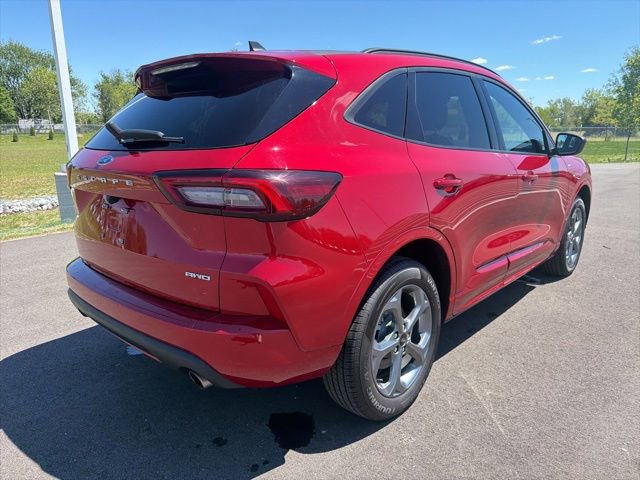 Certified 2024 Ford Escape ST-Line AWD/4WD image 7