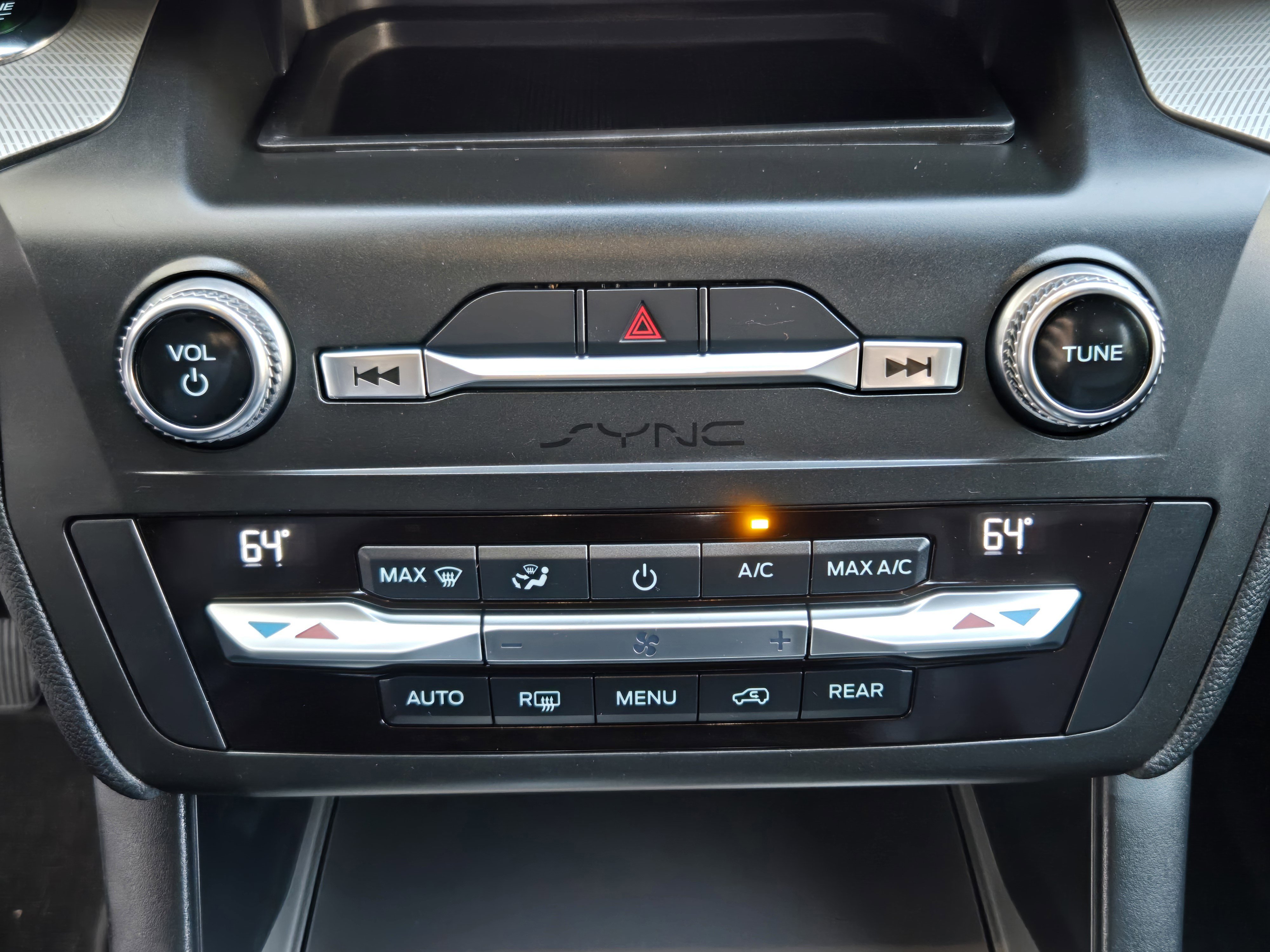 Certified 2020 Ford Explorer XLT w/ Equipment Group 202A image 13