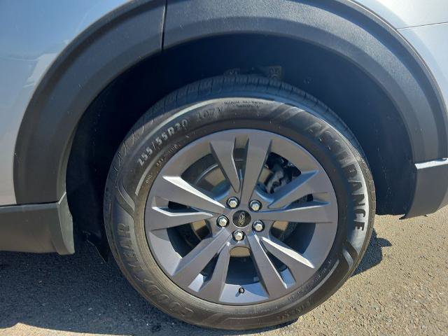 Certified 2022 Ford Explorer XLT w/ Equipment Group 202A AWD/4WD image 13