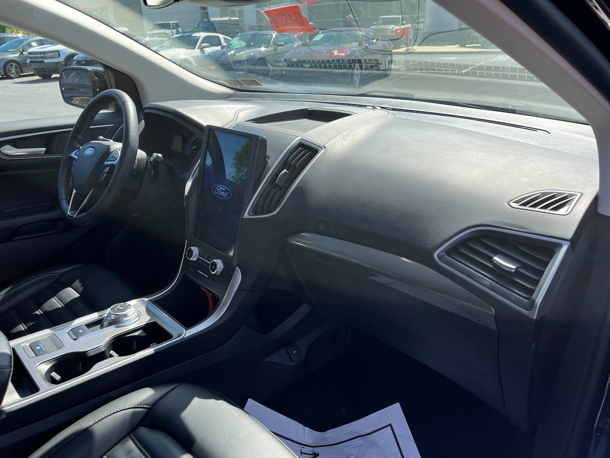 Certified 2024 Ford Edge SEL w/ Convenience Package AWD/4WD image 6