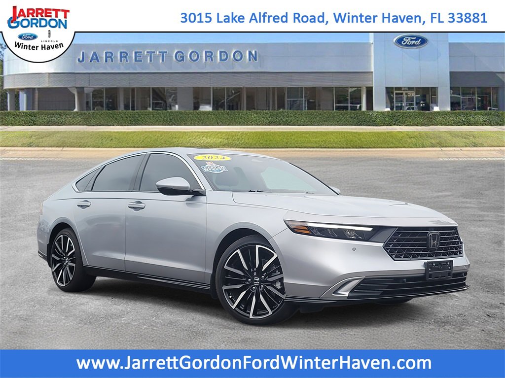 Used 2024 Honda Accord Touring image 1