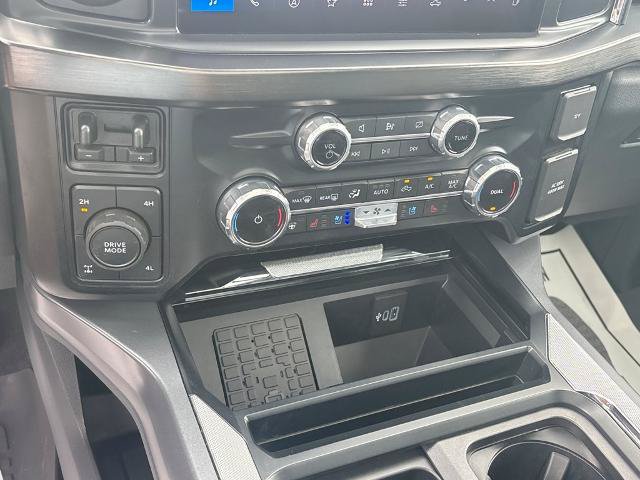 Certified 2024 Ford F250 Lariat w/ Lariat Ultimate Package AWD/4WD image 36