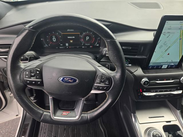 Certified 2020 Ford Explorer ST w/ Premium Technology Package AWD/4WD image 18