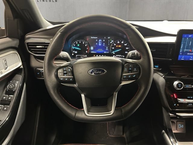 Certified 2022 Ford Explorer ST-Line AWD/4WD image 14