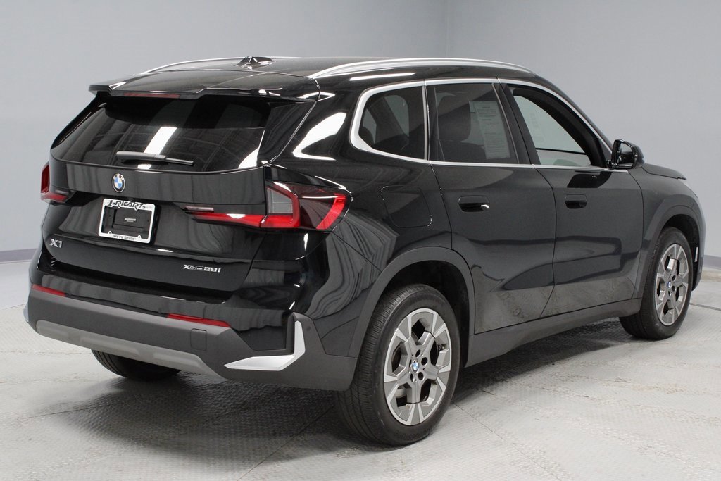 Used 2023 BMW X1 xDrive28i image 5